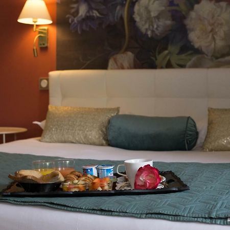 Hotel Les Jardins Lucciana  Exterior photo